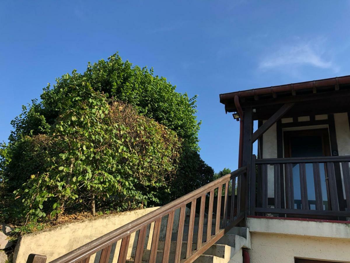 Aux Lettres Du Lavoir La Rivière-Saint-Sauveur Exteriör bild