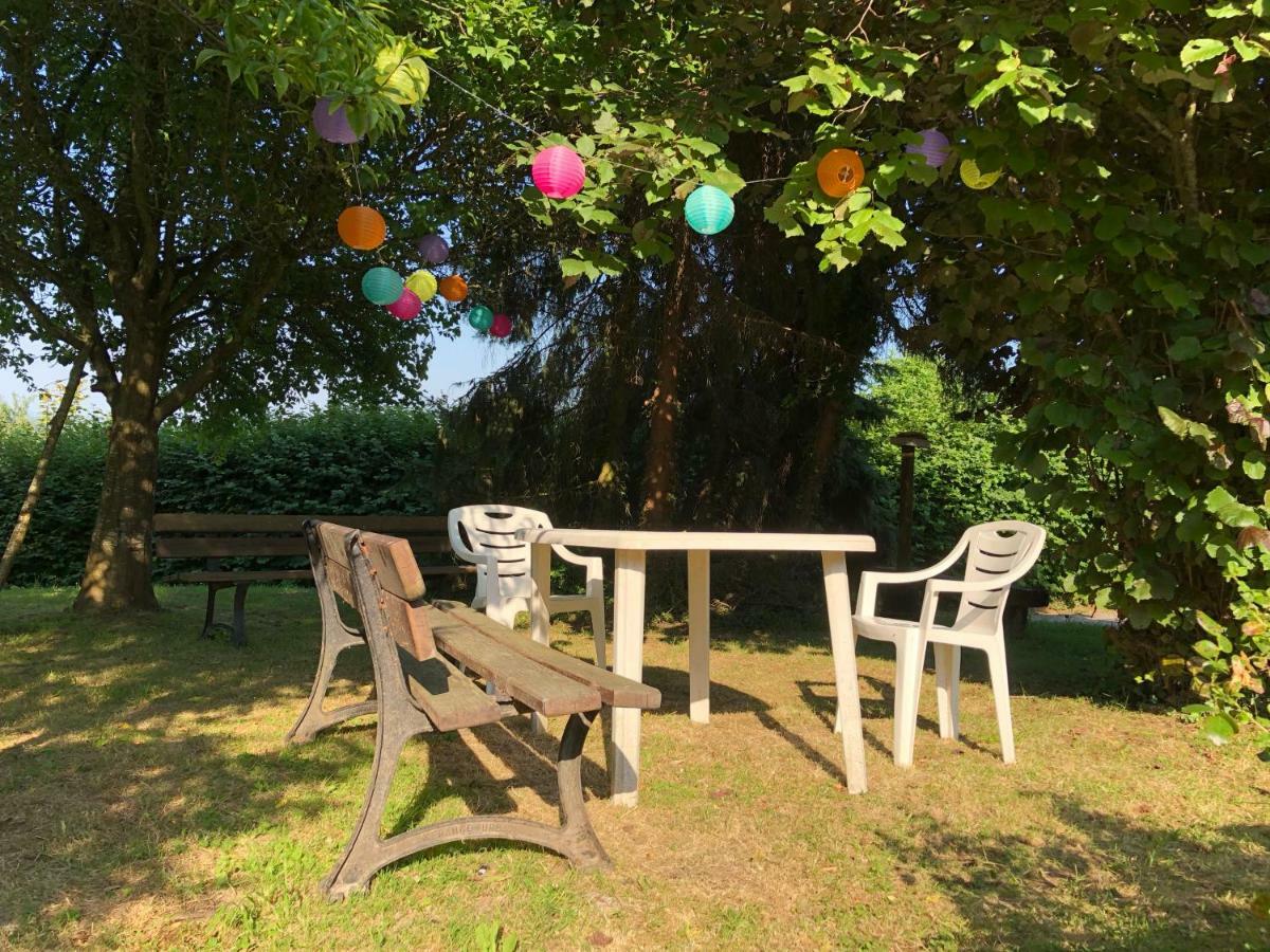 Aux Lettres Du Lavoir La Rivière-Saint-Sauveur Exteriör bild